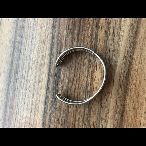 Adjustable silver bracelet - Picture 2 of 3